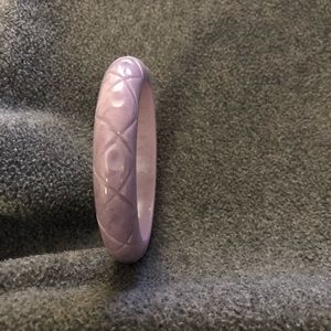 Splendette “Lilac” Midi Classic Fakelite Bangle